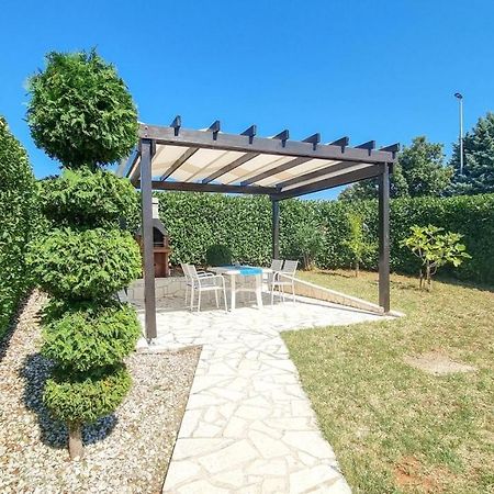 Lea Apartment Novigrad Istria Exterior foto