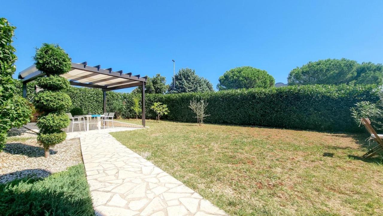 Lea Apartment Novigrad Istria Exterior foto