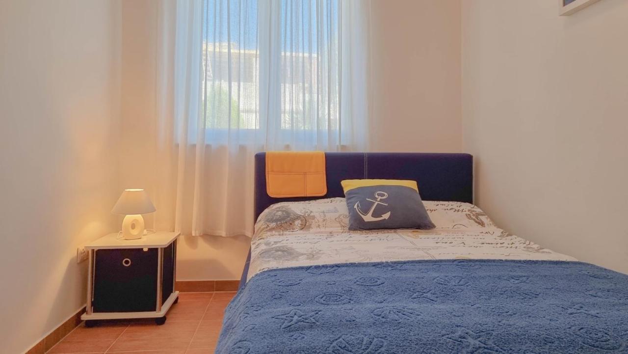 Lea Apartment Novigrad Istria Exterior foto